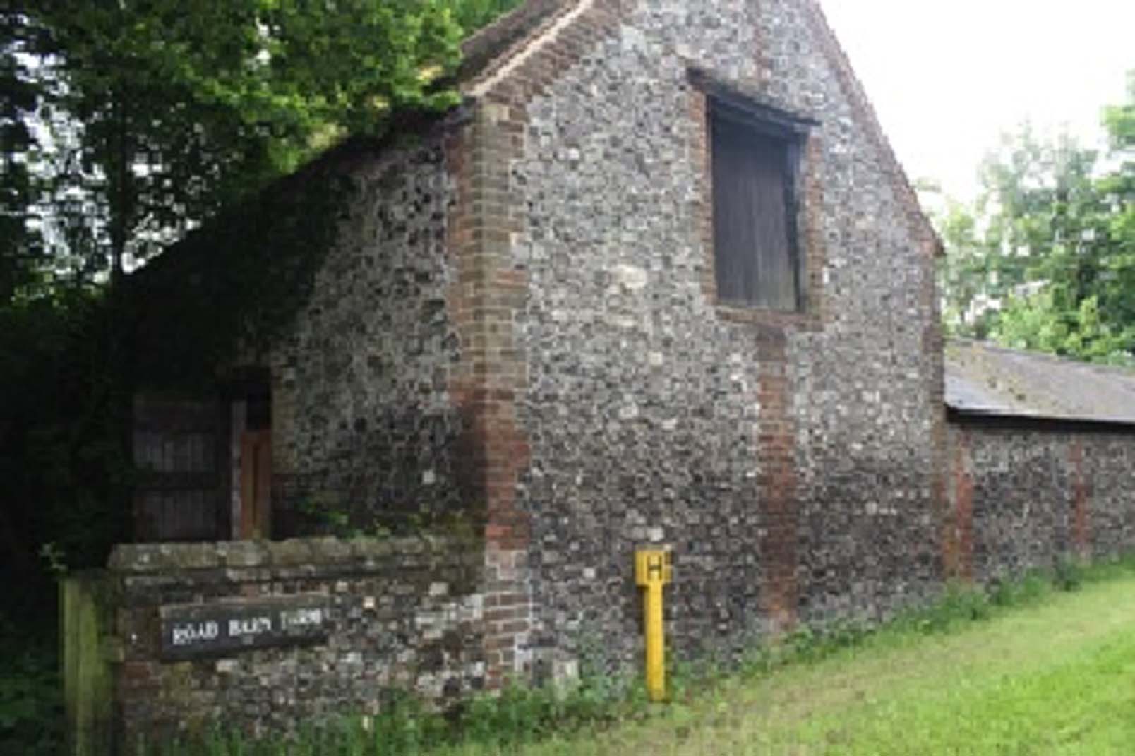 The roadside gable end of Road Barn Farm