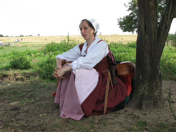 Lutenist resting at the site of Lady Lee's house